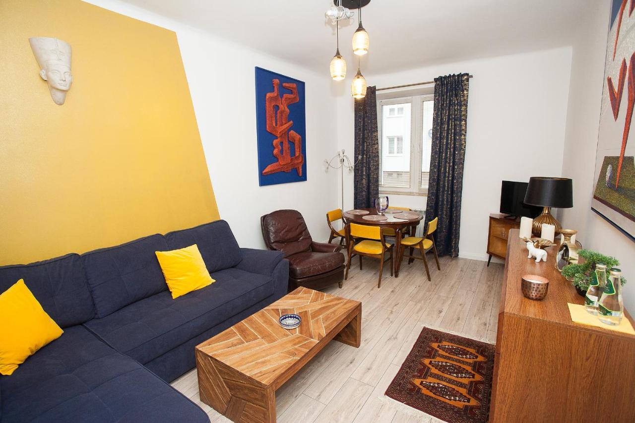 Apartament Golden Мелец Екстериор снимка